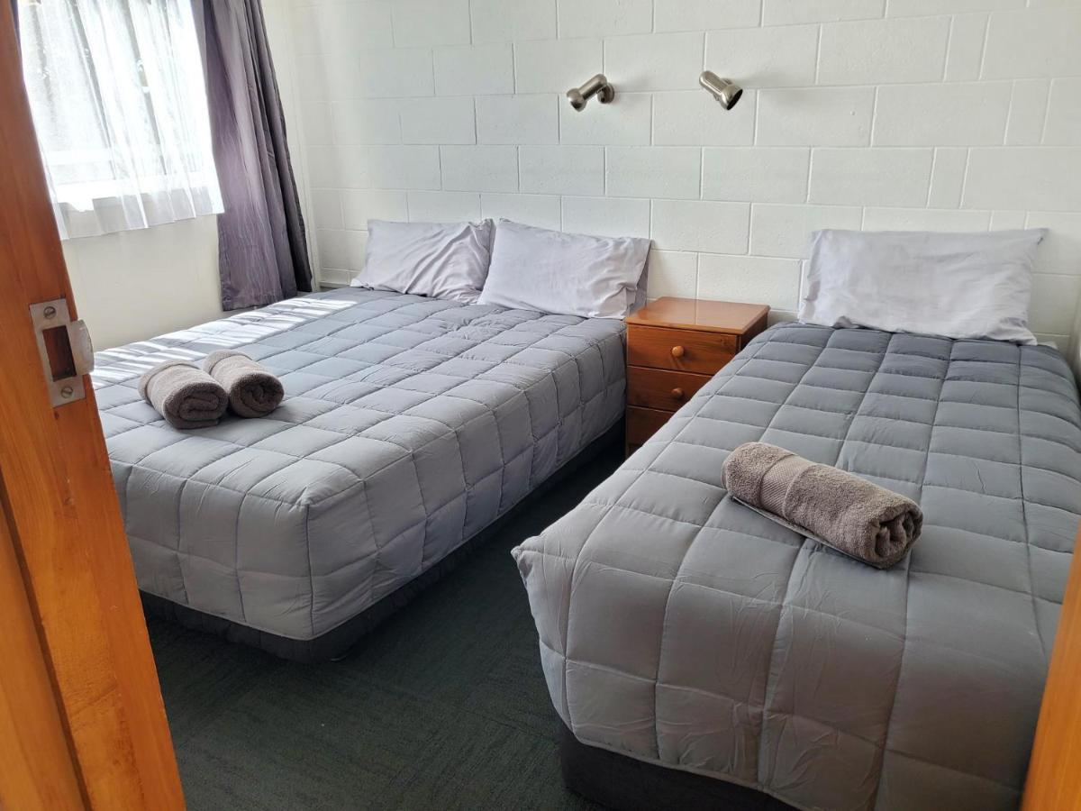 Brooklyne Motel Sanson ภายนอก รูปภาพ